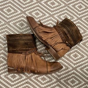 Veracruz Turk Fringe Booties in Taupe